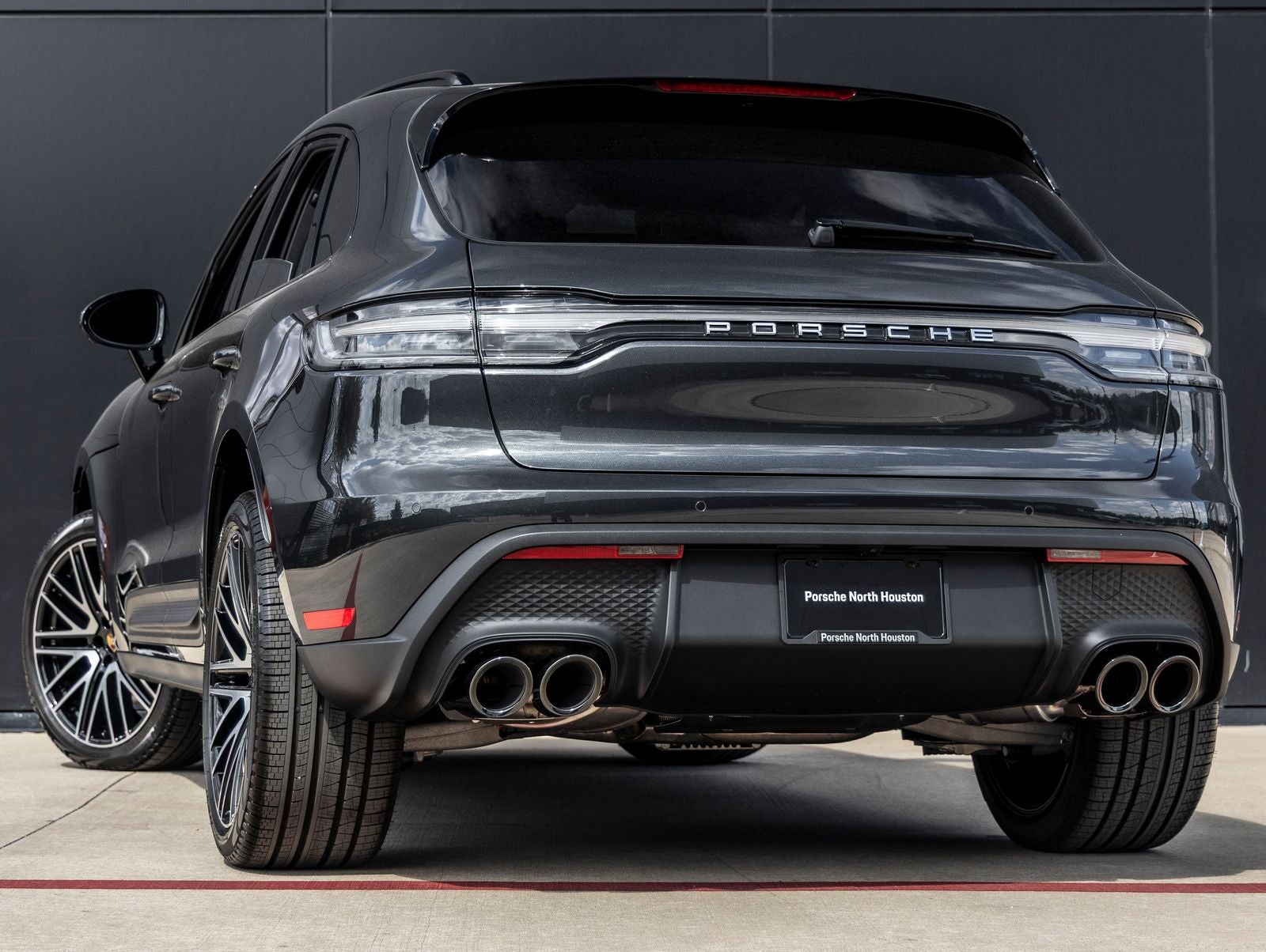 2026 Porsche Macan Macan