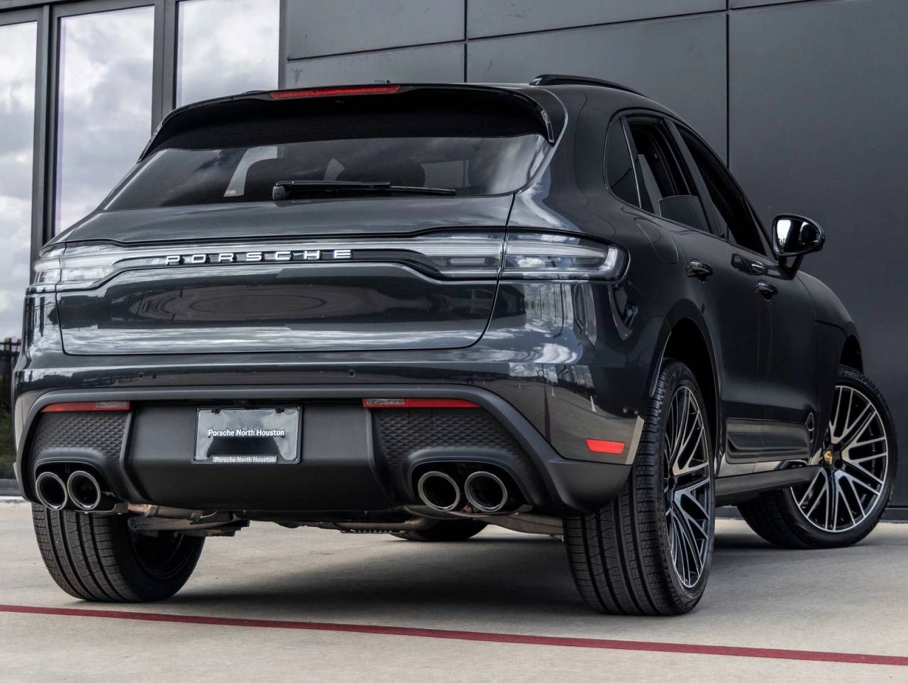 2026 Porsche Macan Macan