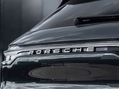 2026 Porsche Macan Macan