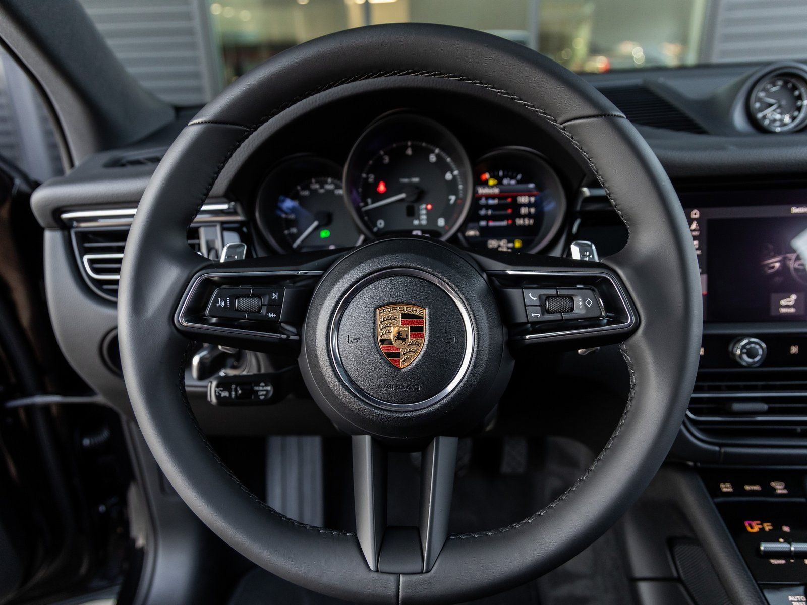 2026 Porsche Macan Macan