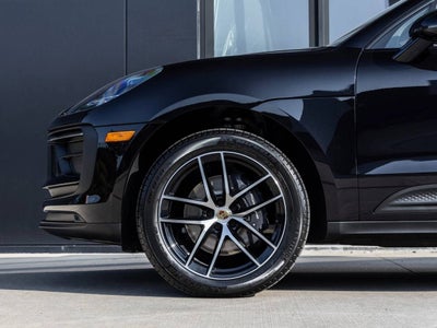 2026 Porsche Macan Macan