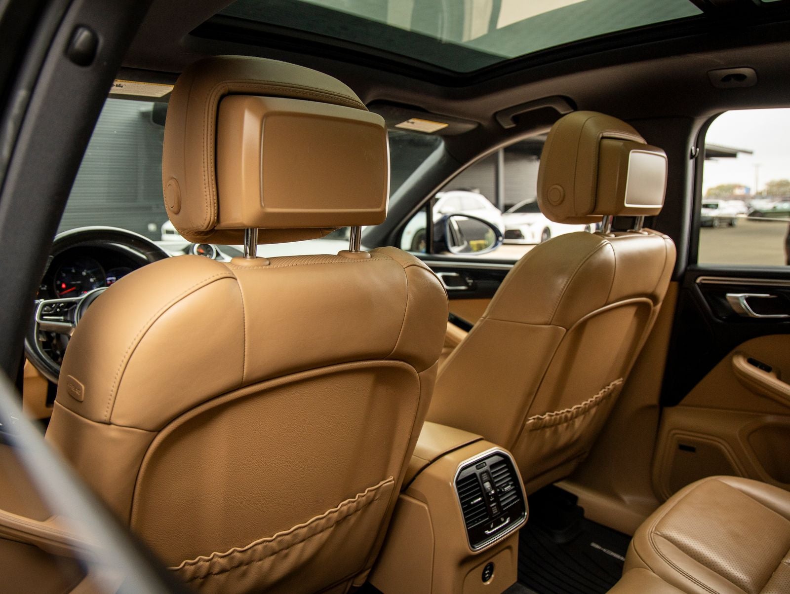 2017 Porsche Macan Macan