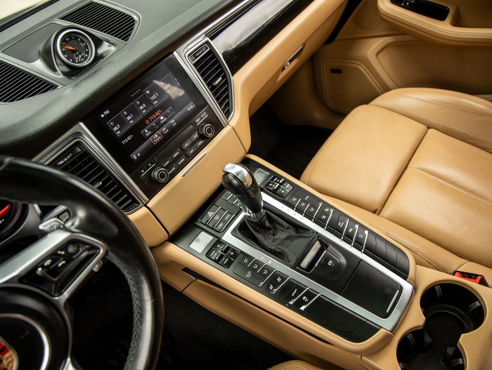 2017 Porsche Macan Macan