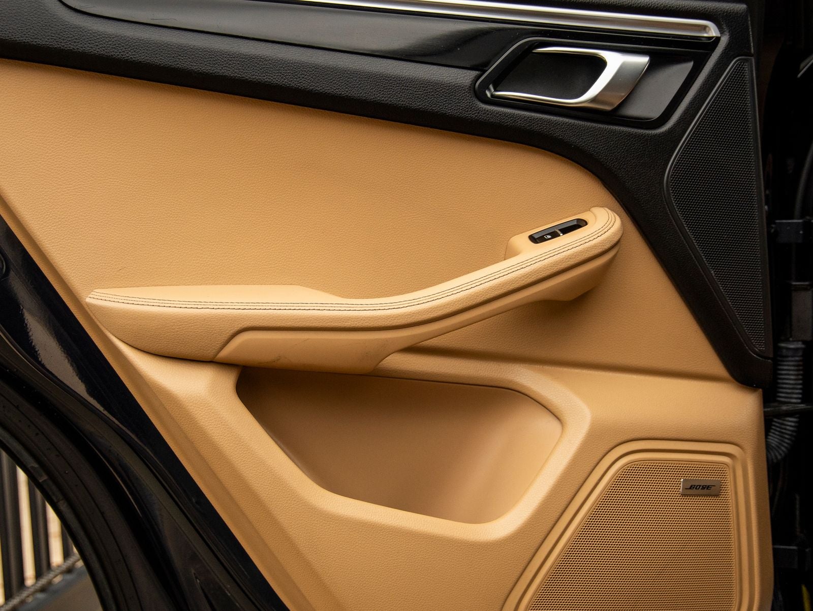 2017 Porsche Macan Macan