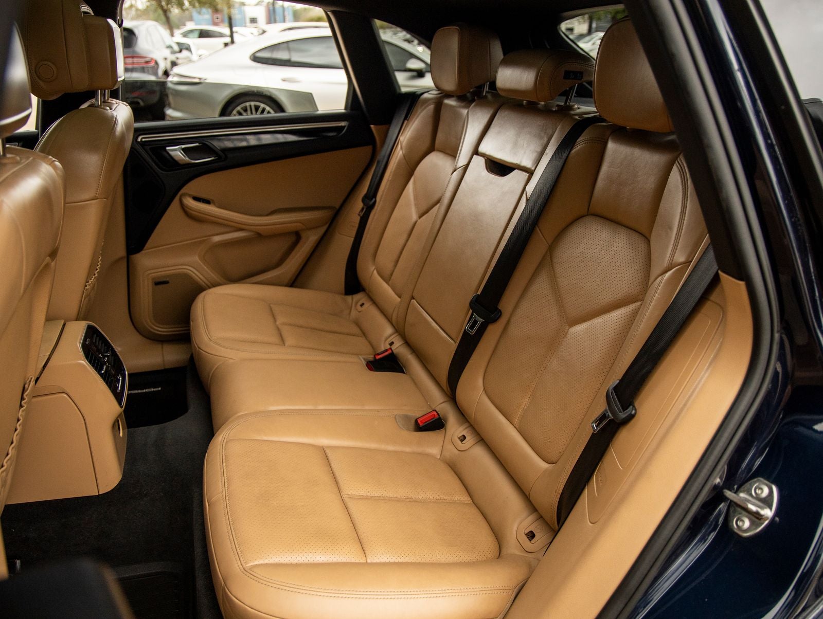 2017 Porsche Macan Macan