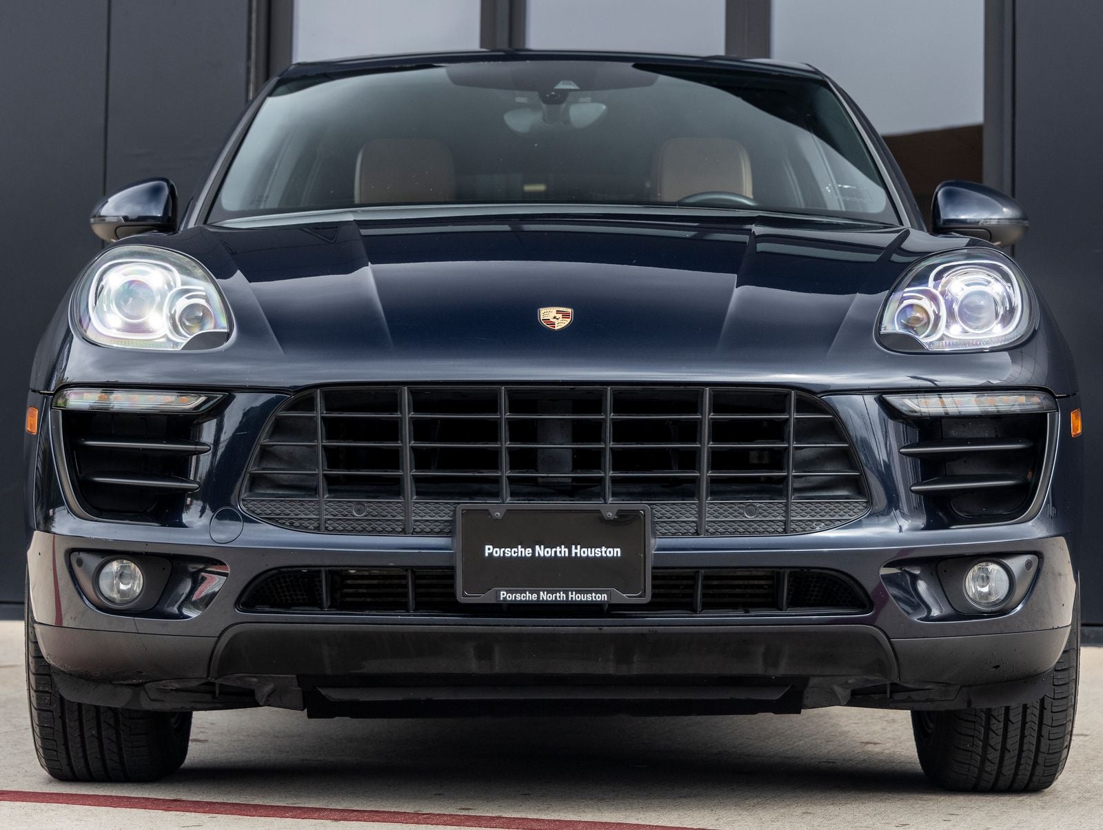 2017 Porsche Macan Macan