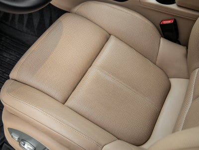 2023 Porsche Macan Macan (MY23)