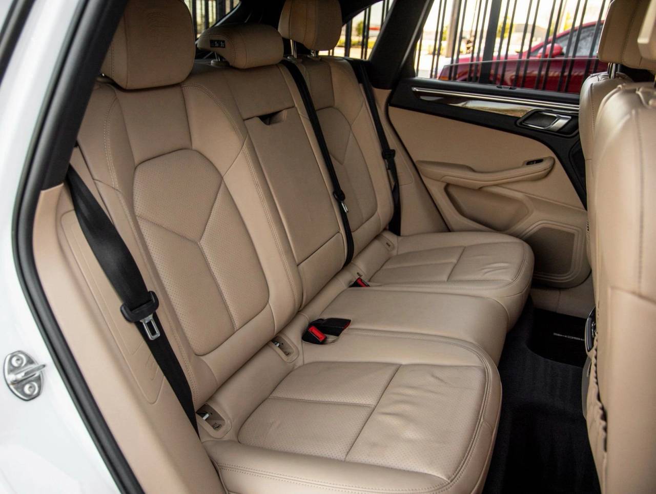 2023 Porsche Macan Macan (MY23)