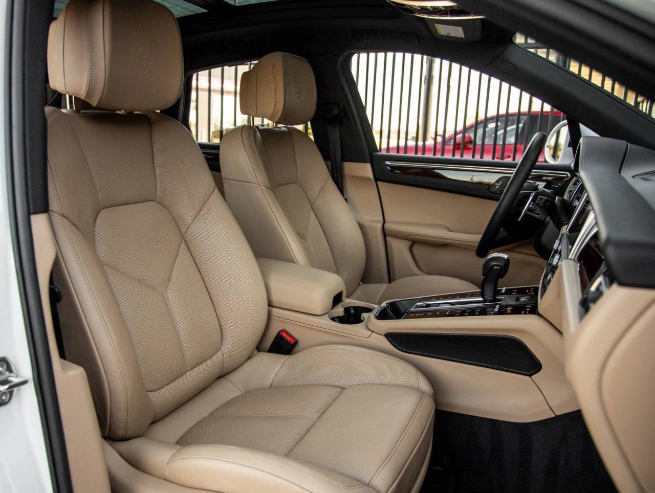 2023 Porsche Macan Macan (MY23)