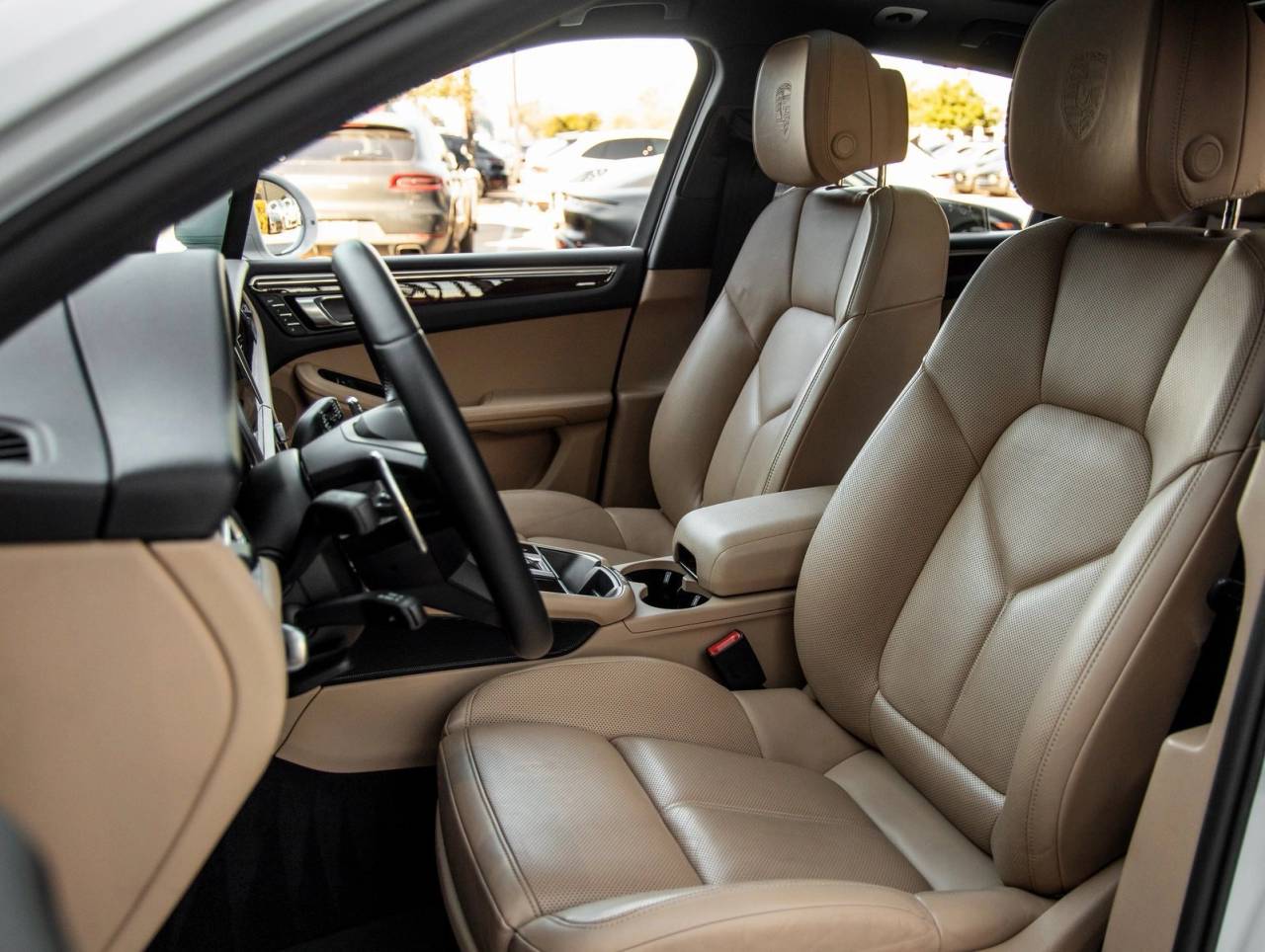 2023 Porsche Macan Macan (MY23)