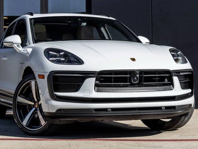 2023 Porsche Macan Macan (MY23)