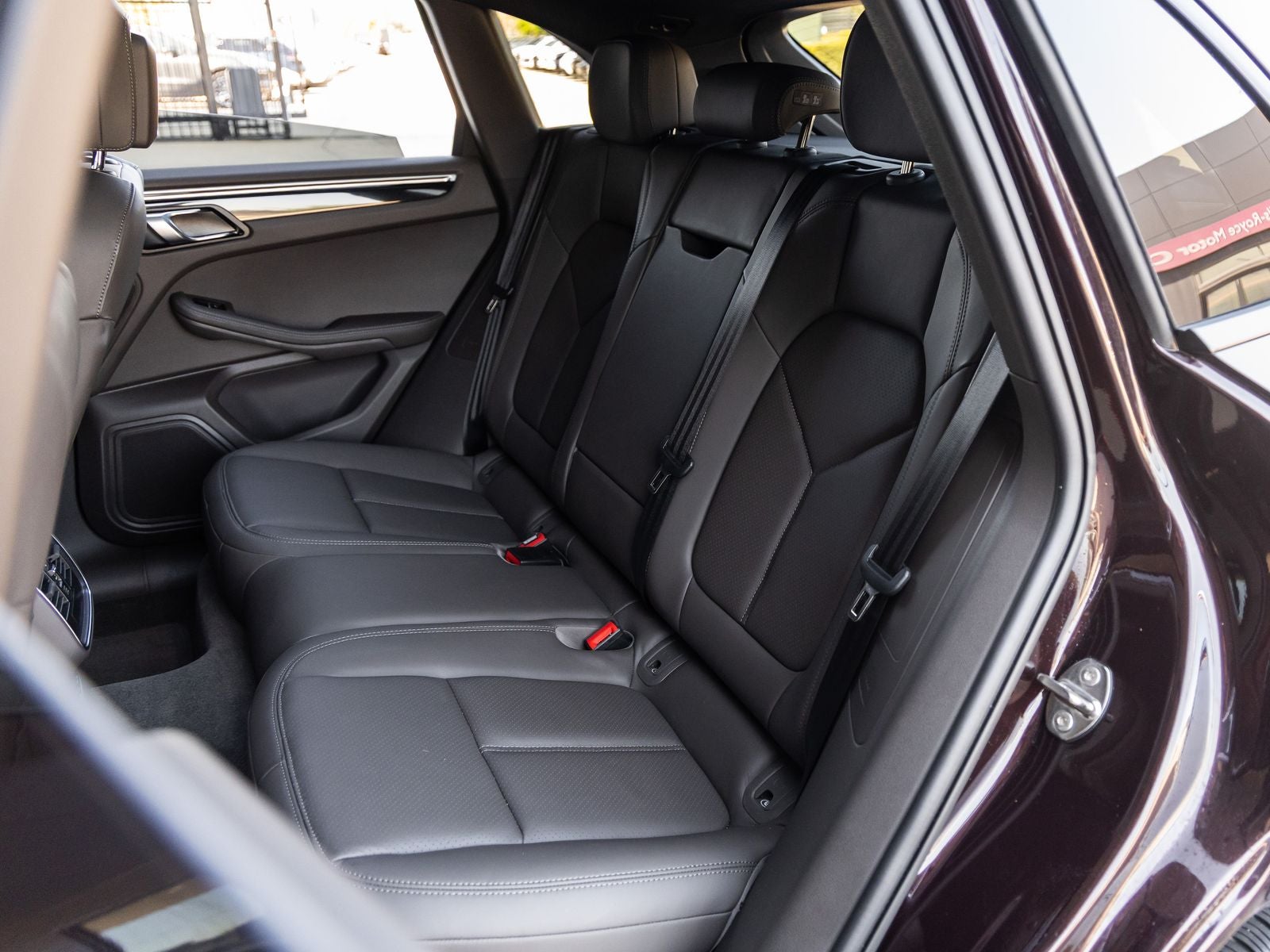 2023 Porsche Macan Macan (MY23)