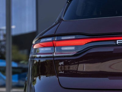 2023 Porsche Macan Macan (MY23)