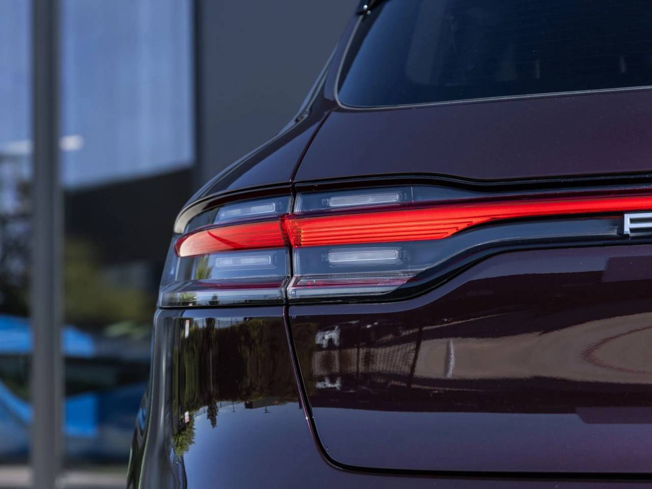 2023 Porsche Macan Macan (MY23)