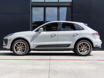 2023 Porsche Macan Macan