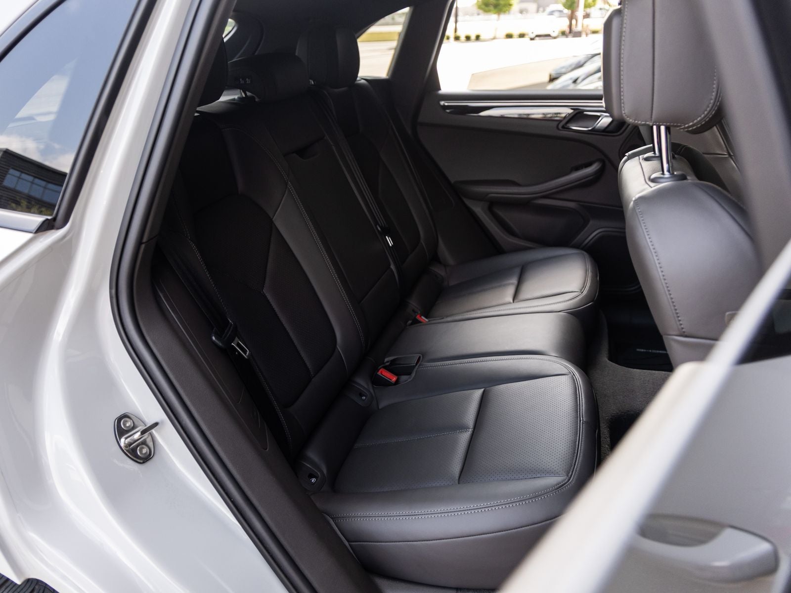 2023 Porsche Macan Macan