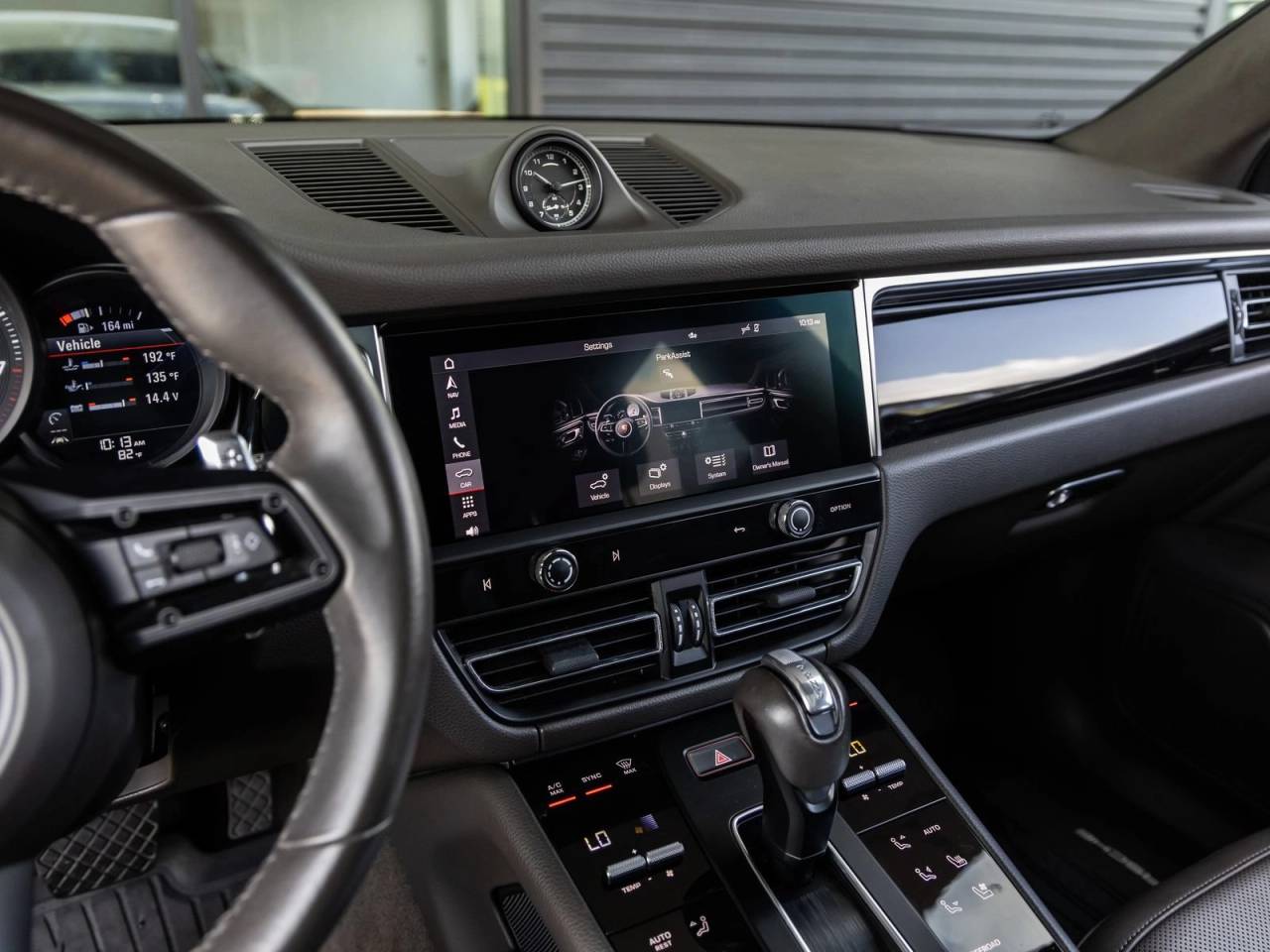 2023 Porsche Macan Macan