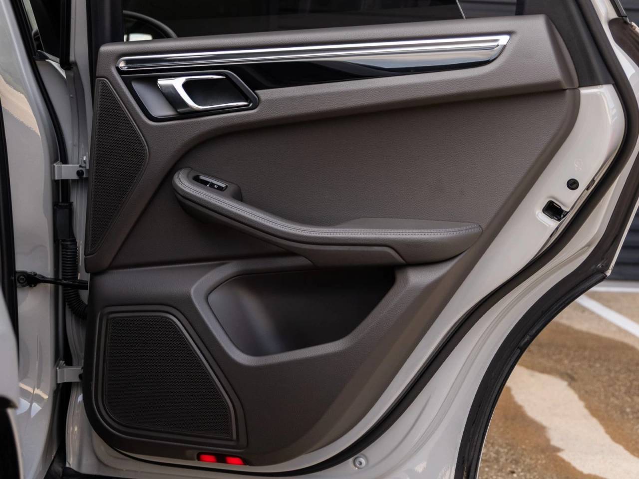2023 Porsche Macan Macan