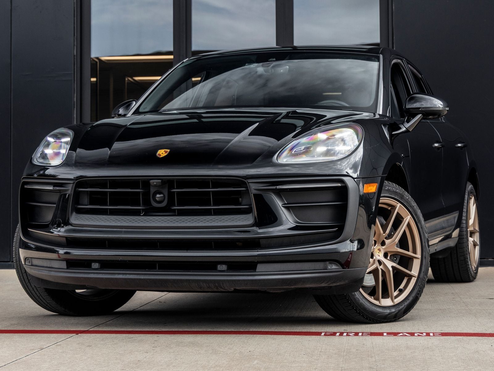 2023 Porsche Macan Macan (MY23)