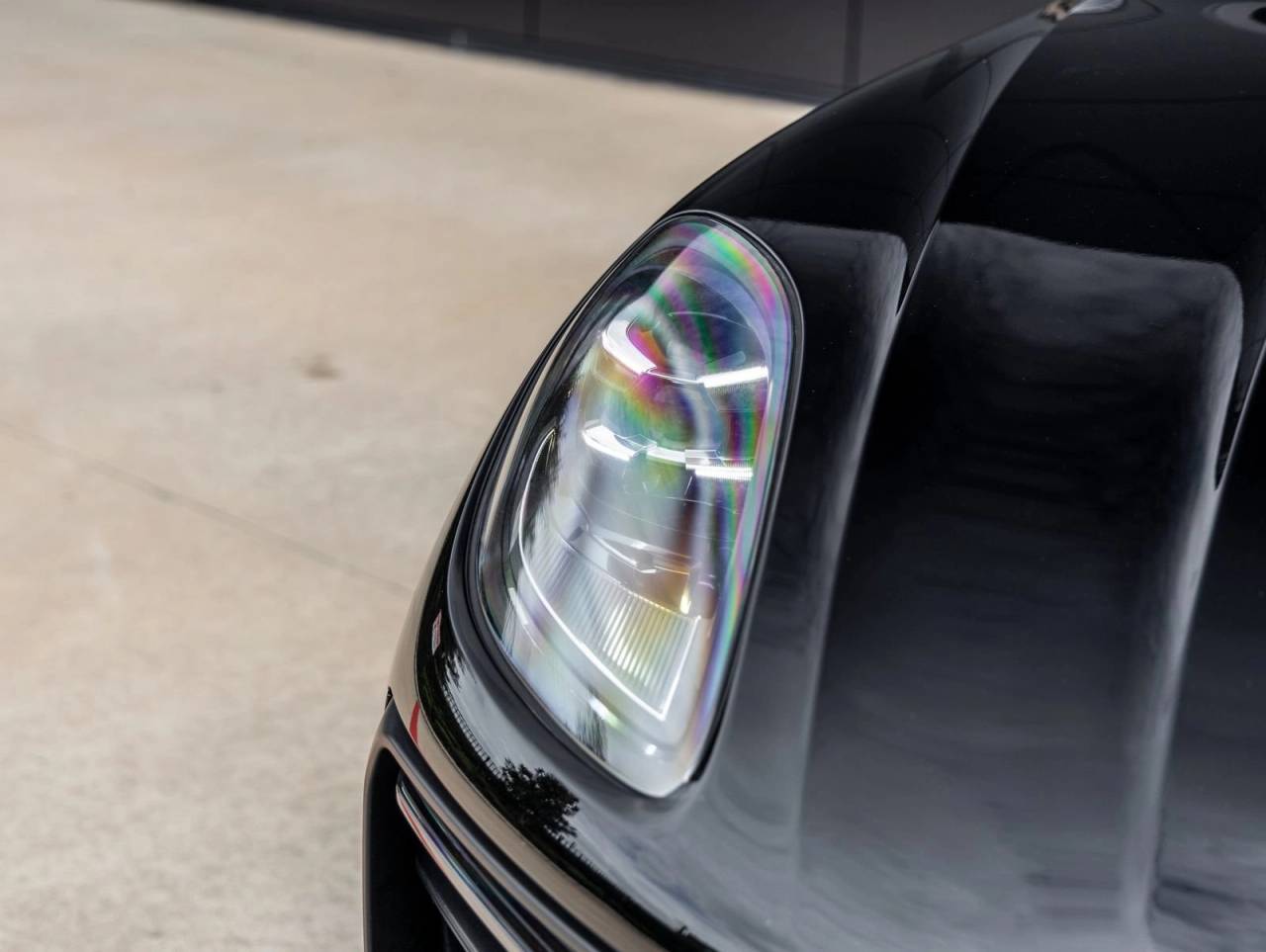2023 Porsche Macan Macan (MY23)