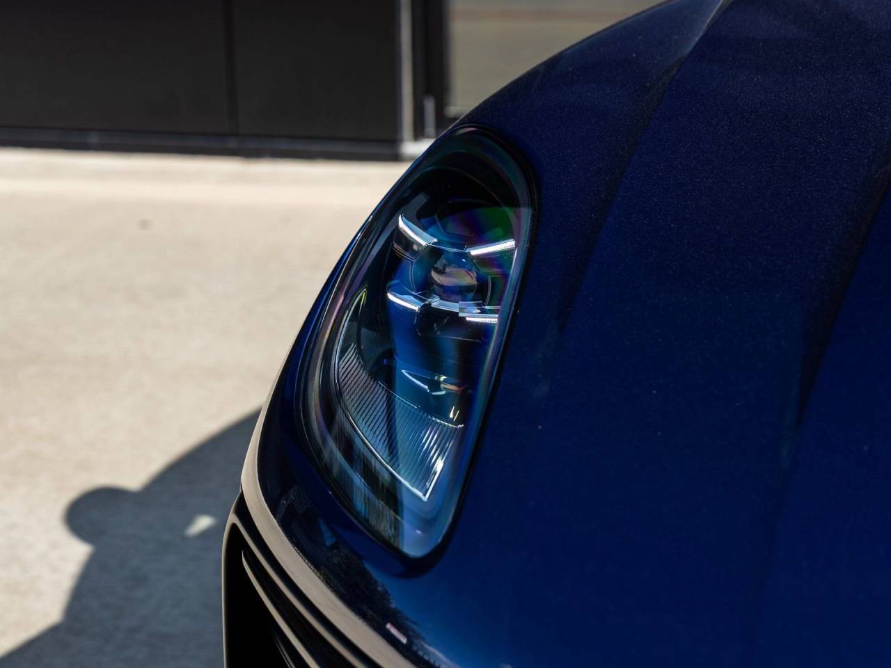 2025 Porsche Macan AWD