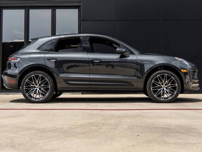 2026 Porsche Macan AWD
