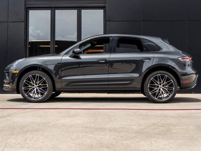 2026 Porsche Macan AWD
