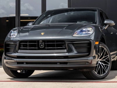 2026 Porsche Macan AWD