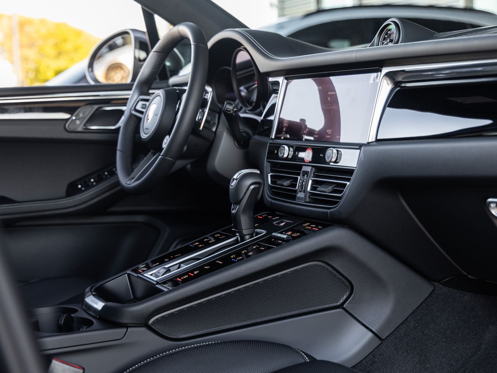 2026 Porsche Macan Macan T