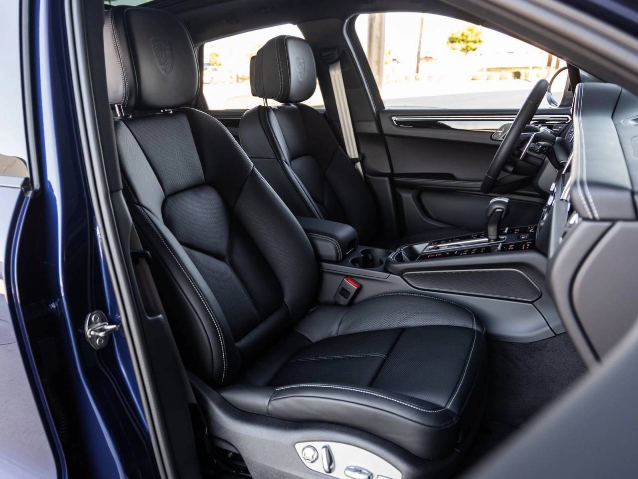 2026 Porsche Macan Macan T