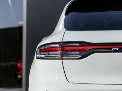 2026 Porsche Macan Macan