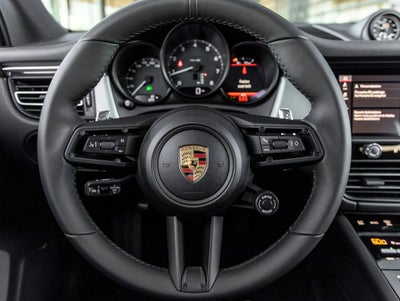 2026 Porsche Macan Macan