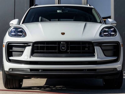 2026 Porsche Macan Macan