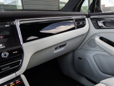2026 Porsche Macan Macan T