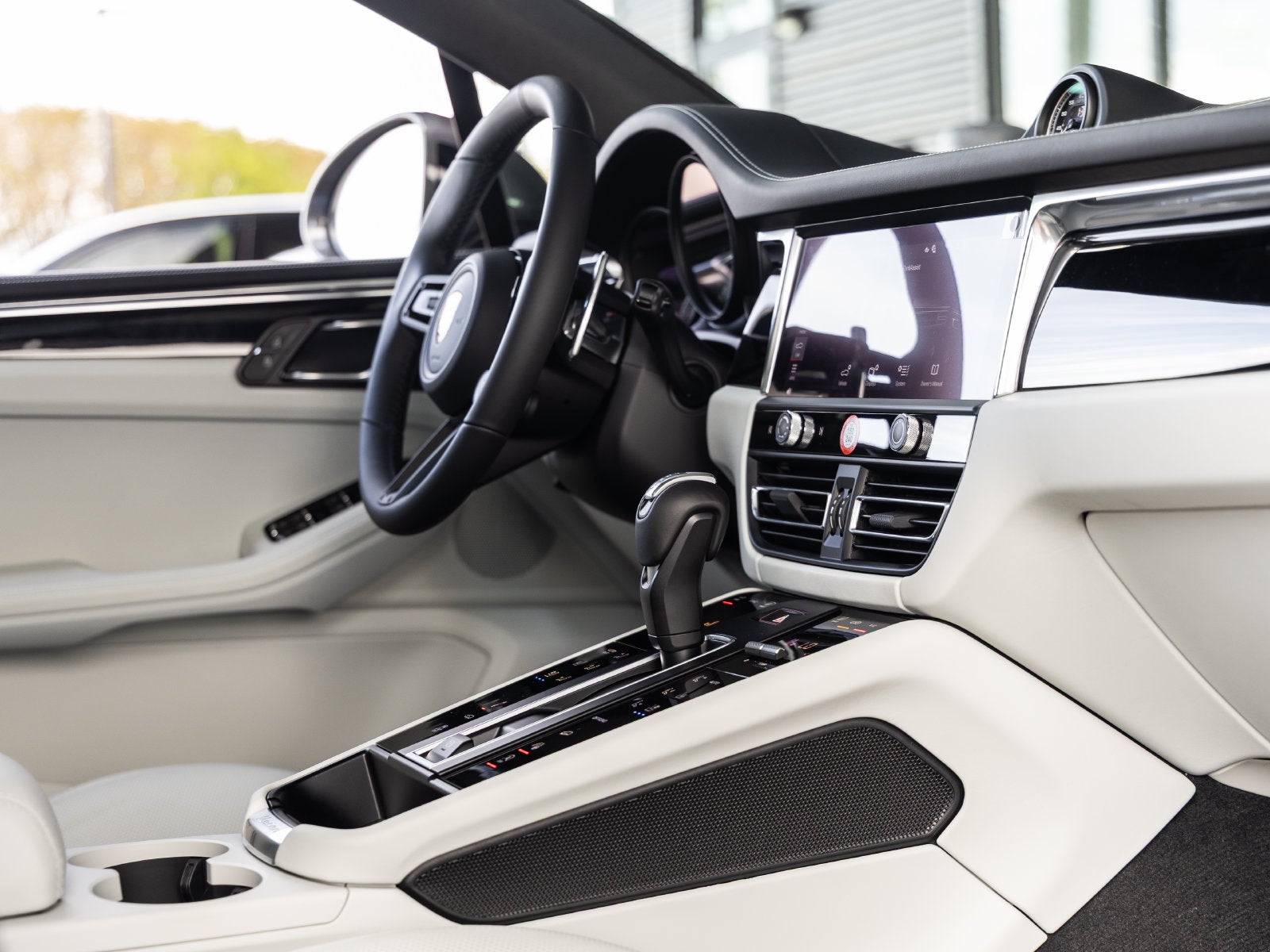 2026 Porsche Macan Macan T