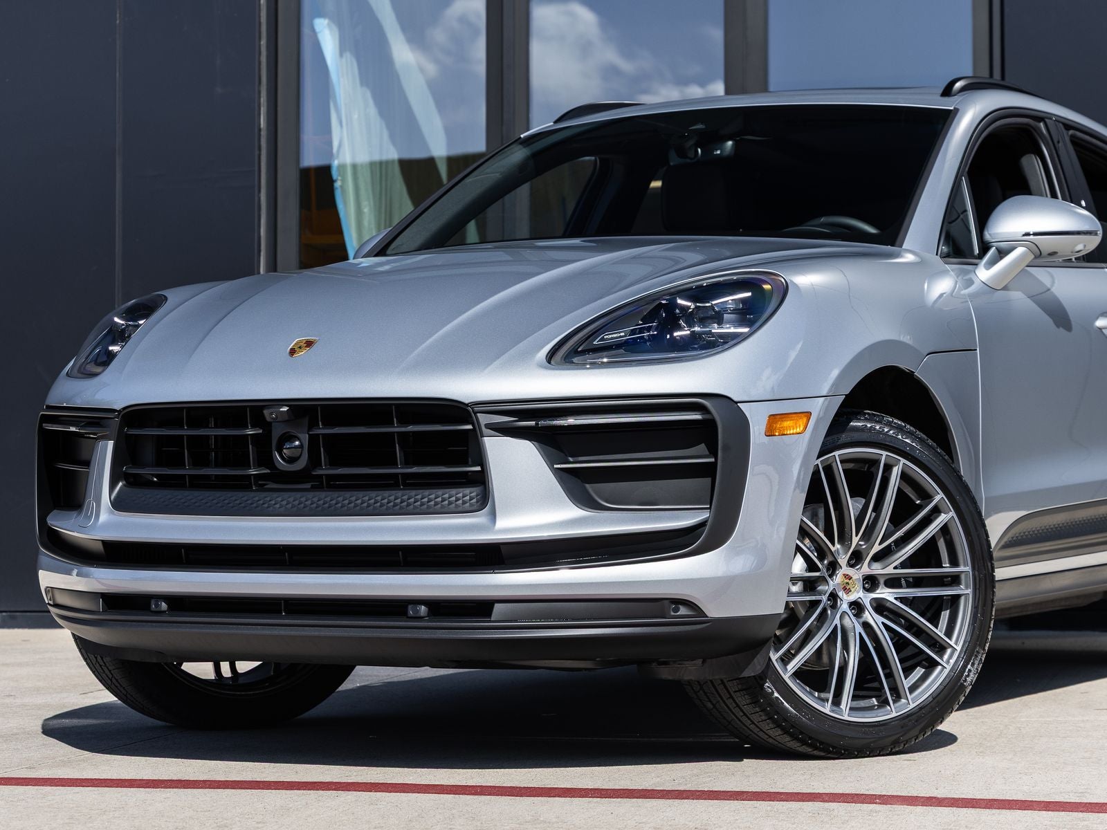 2026 Porsche Macan Macan