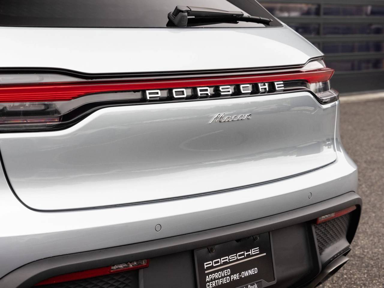 2025 Porsche Macan Macan