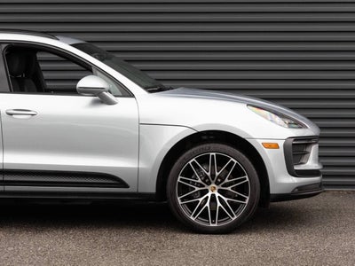 2025 Porsche Macan Macan