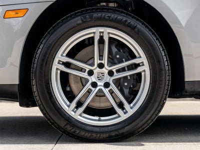 2025 Porsche Macan AWD