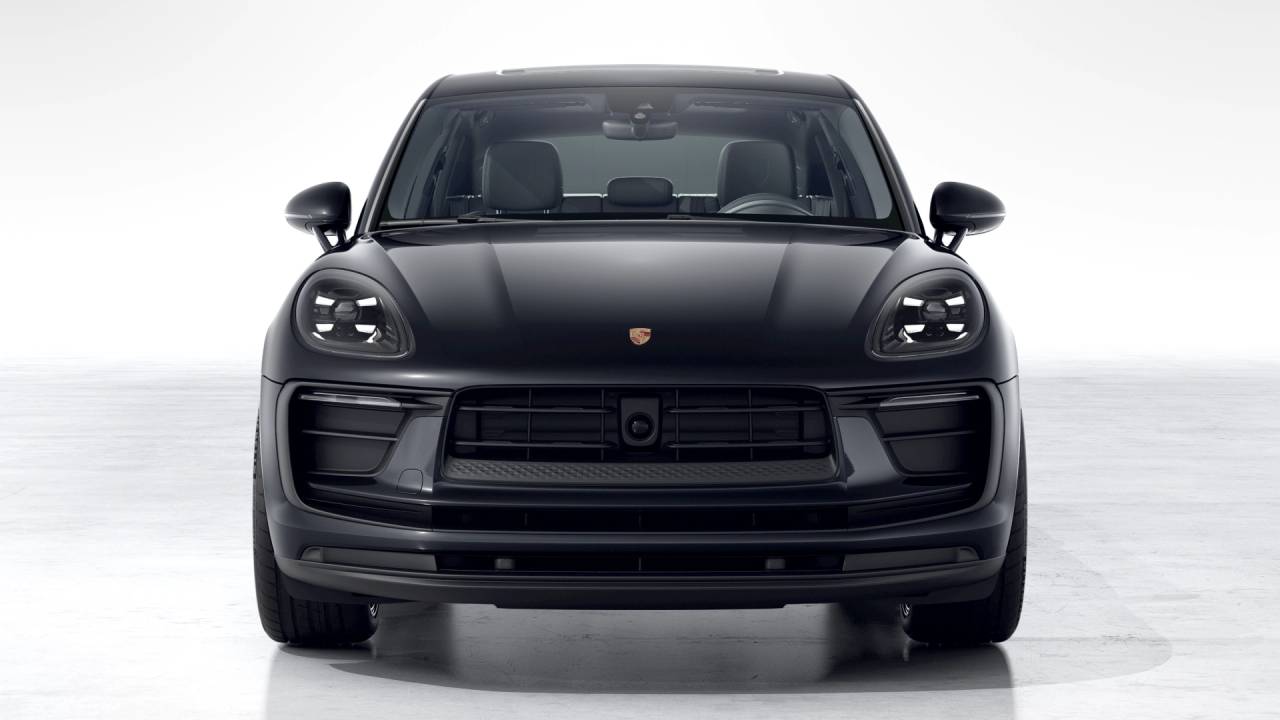 2025 Porsche Macan AWD