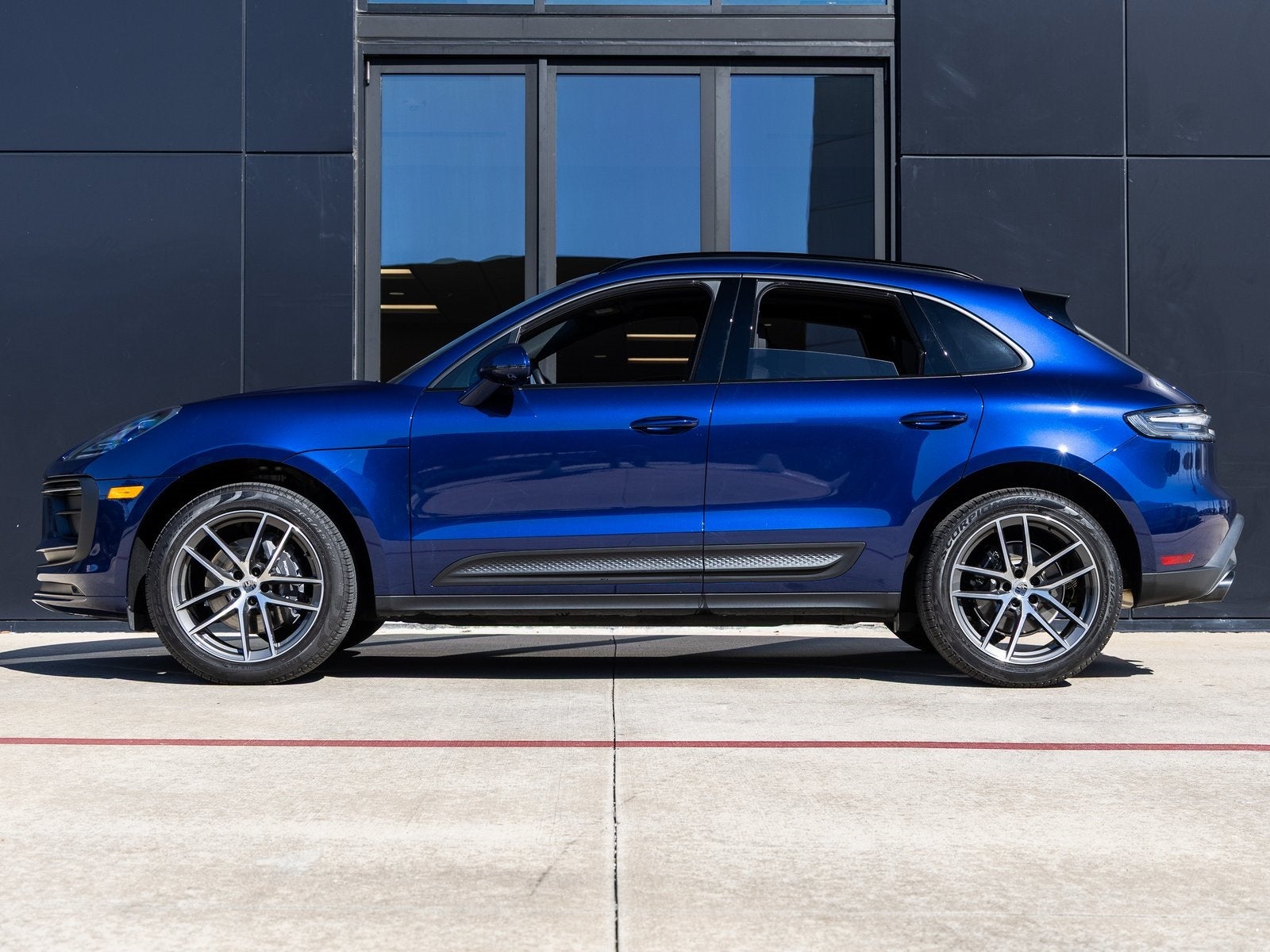 2025 Porsche Macan Macan