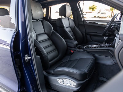 2025 Porsche Macan Macan