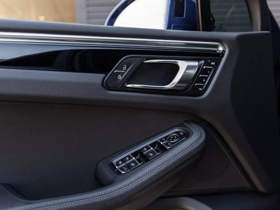 2025 Porsche Macan Macan