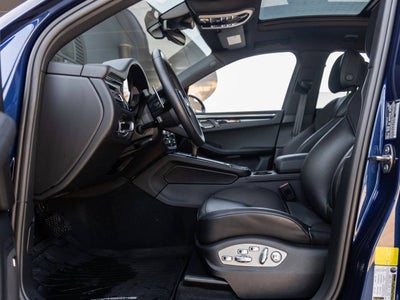 2025 Porsche Macan Macan