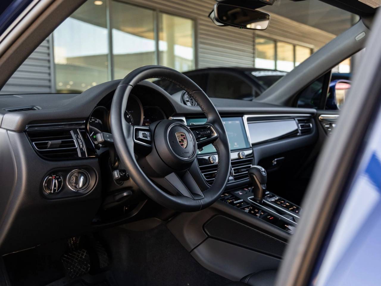 2025 Porsche Macan Macan