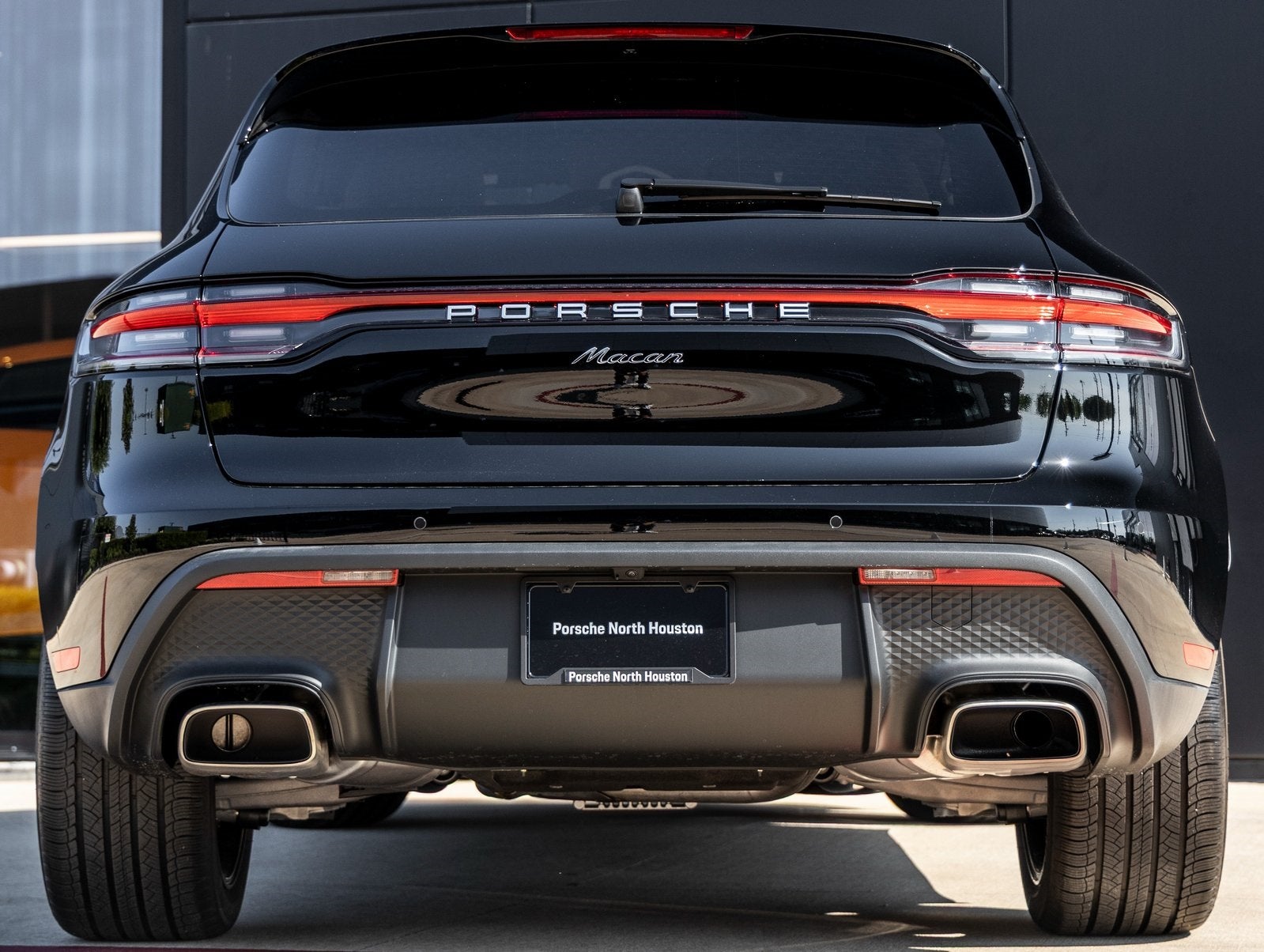 2025 Porsche Macan Macan