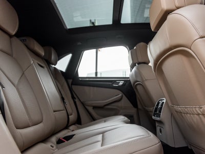 2025 Porsche Macan Macan