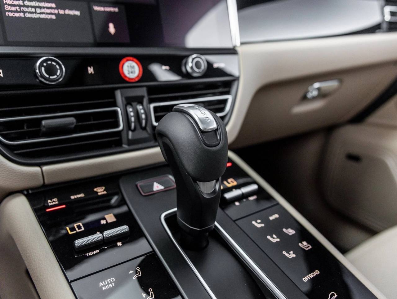 2025 Porsche Macan Macan