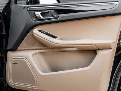 2025 Porsche Macan Macan