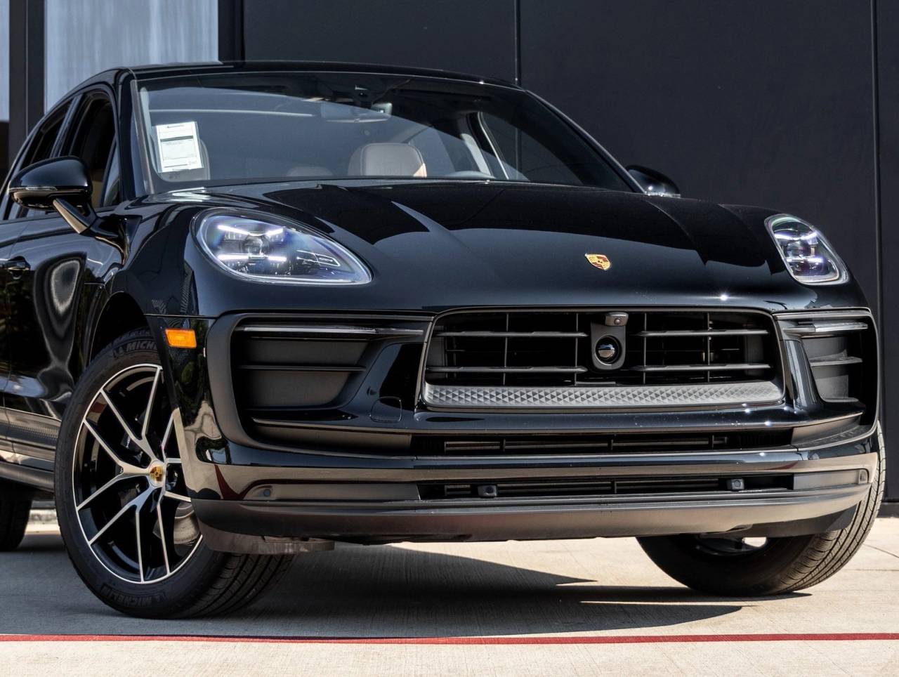 2025 Porsche Macan Macan